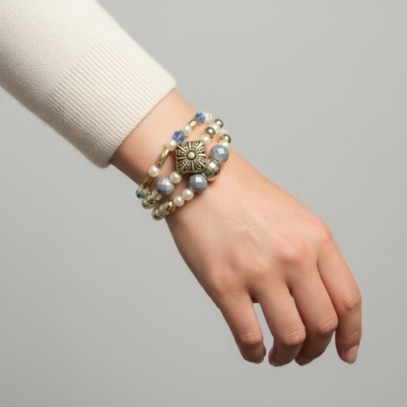 Jewelry - *30off3* NWOT. Set of 3 Beautiful Stretchy Bracelets